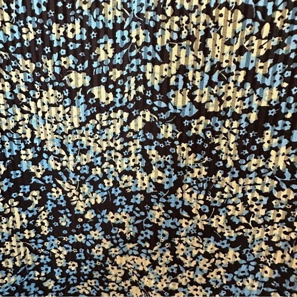 Steve Madden Women’s 3/4 Sleeve Square Neck Black Multi Floral Top Size 2X NWT - Picture 4 of 8